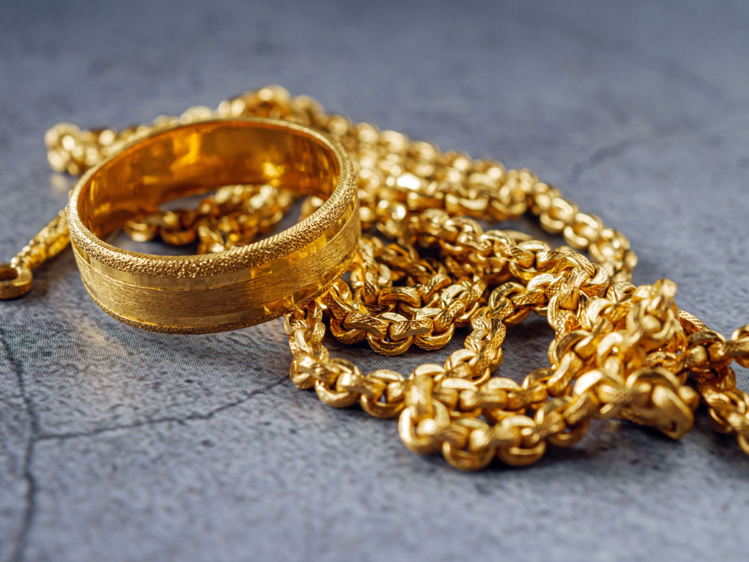 Sell Gold Jewelry in Hoboken, NJ: What to Expect When You Visit